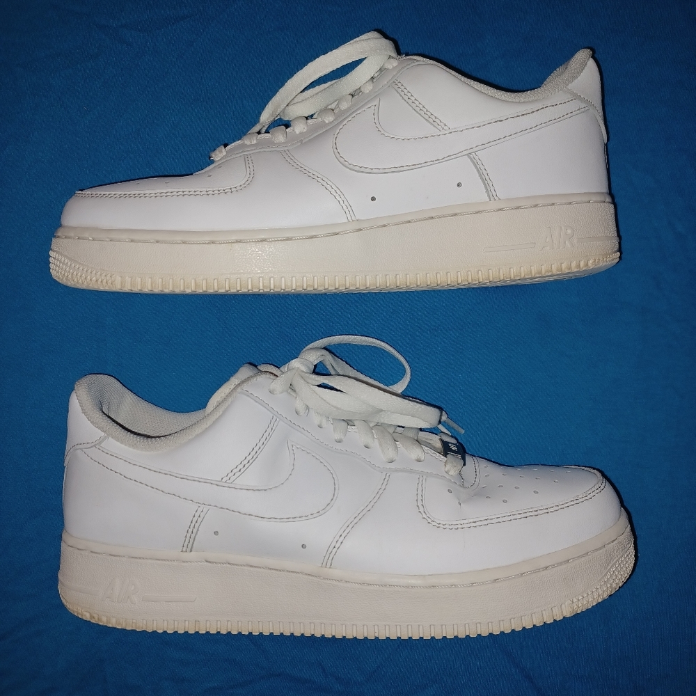 Nike Air Force 1 Sneakers
